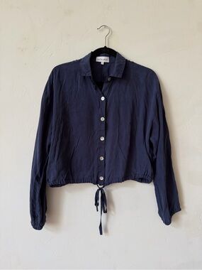 Bella Dahl Navy Button-Front Drawstring Crop Shirt